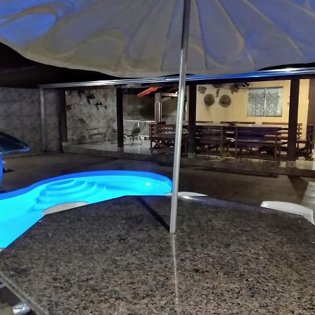 Sobrado Frente P/Lago Com Piscina Aquecida Caldas Novas Exterior foto